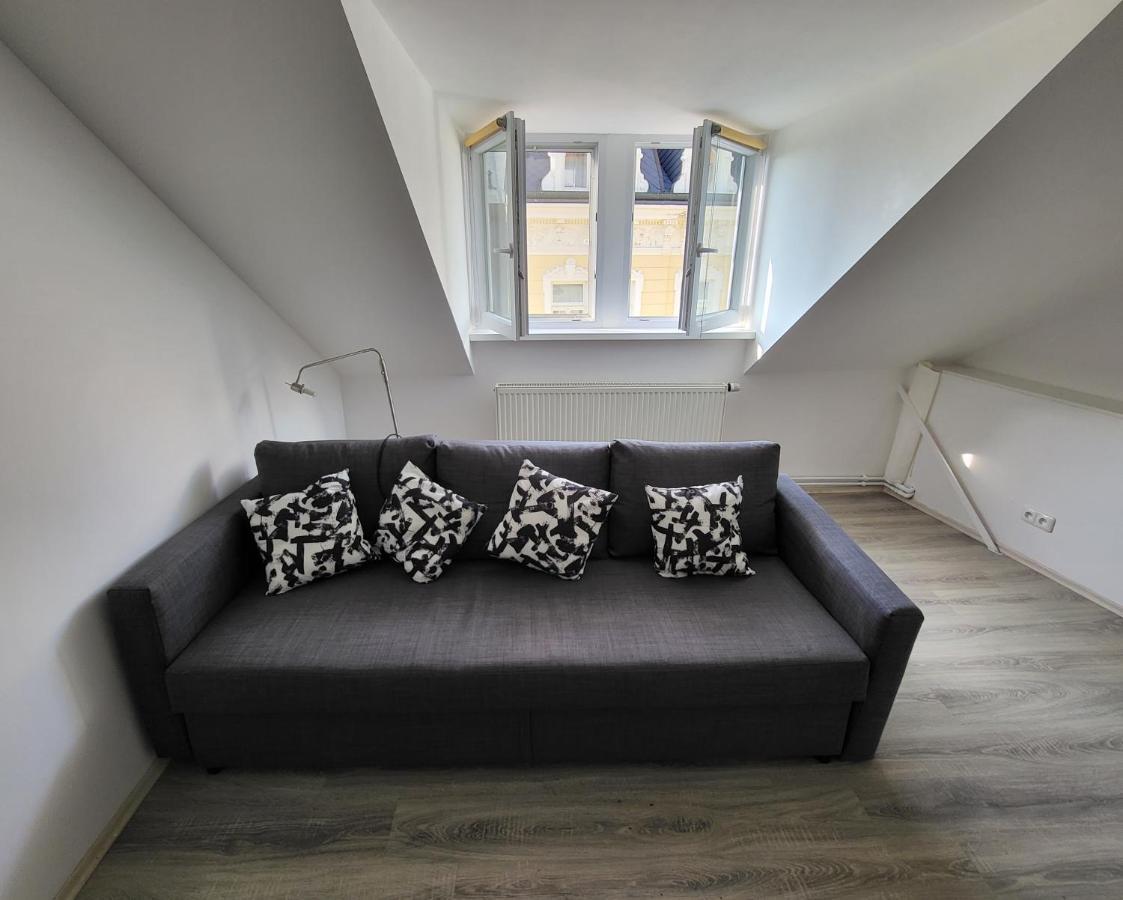 Excellent Apartments Central 3 Min Walk From The Colonnade 카를로비바리 외부 사진